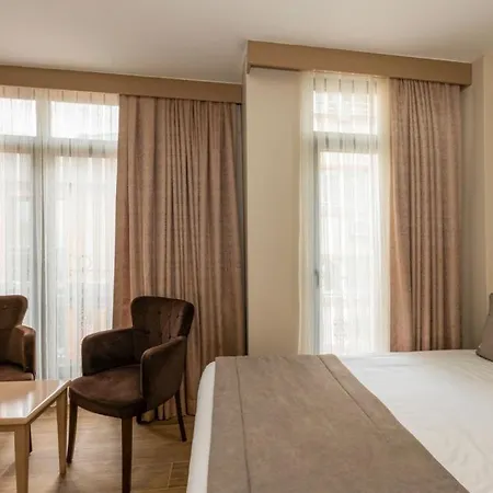 Hotel Taksim Peri Istanbul