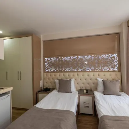 Taksim Peri Hotel 3*